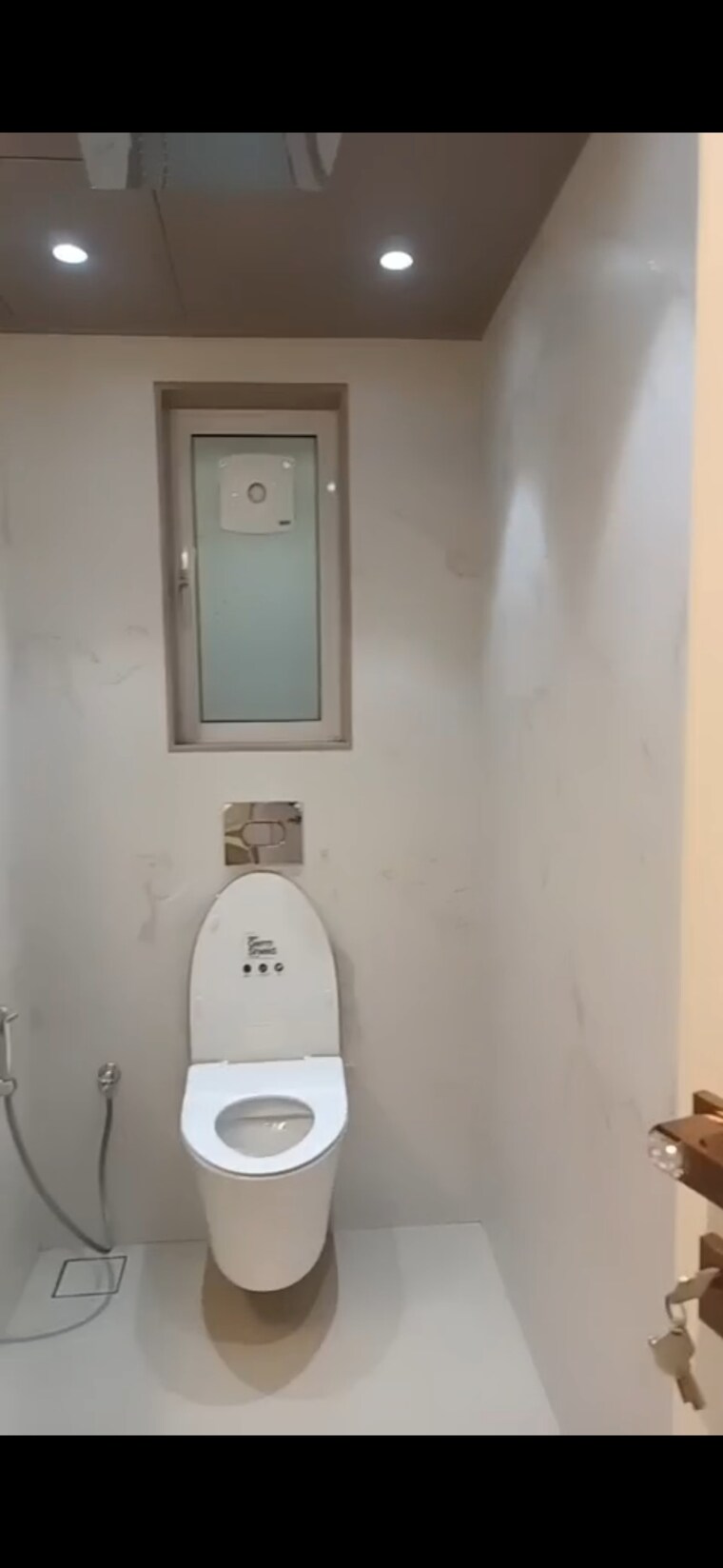 Bathroom, avbels-apartment 3.5 Bedroom 1700 Sq.Ft. Apartment In Pali Hill Mumbai 9652798