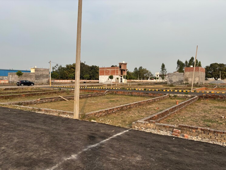 undefined, mohanlalganj  2000 Sq.Ft. Plot In Mohanlalganj Lucknow 9652772