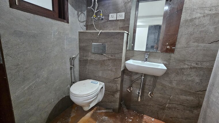 Bathroom, saket 2 Bedroom 850 Sq.Ft. Builder Floor In Saket Delhi 9652760