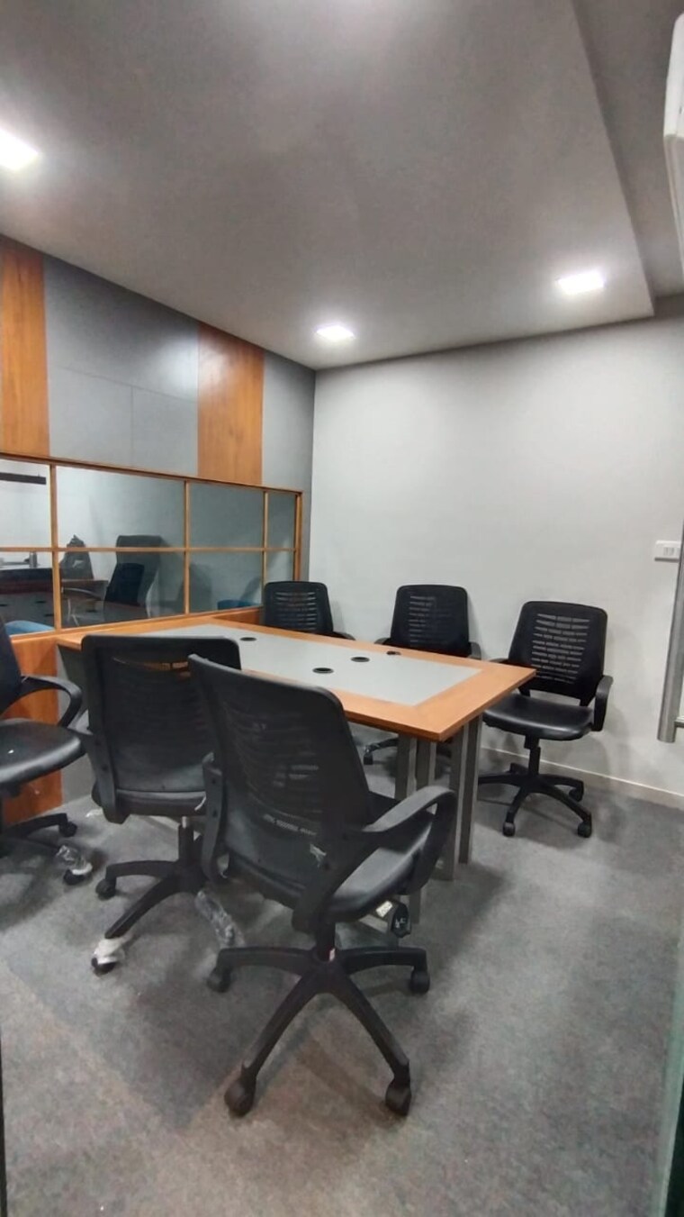 Team Area, shyamal Commercial Office Space 2036 Sq.Ft. In Shyamal Ahmedabad 9652771