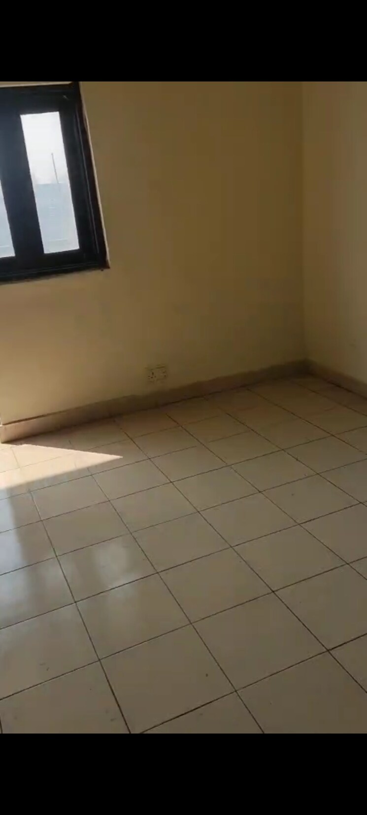 Bathroom, emenox-brave-hearts 3 Bedroom 1400 Sq.Ft. Apartment In Raj Nagar Extension Ghaziabad 9652903