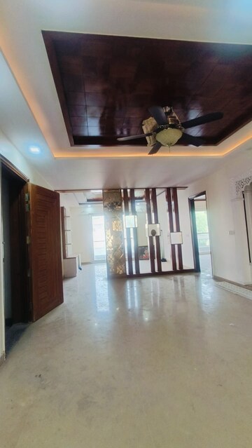 Living Room in 3 BHK Builder Floor at Sector 85 – for Rent
