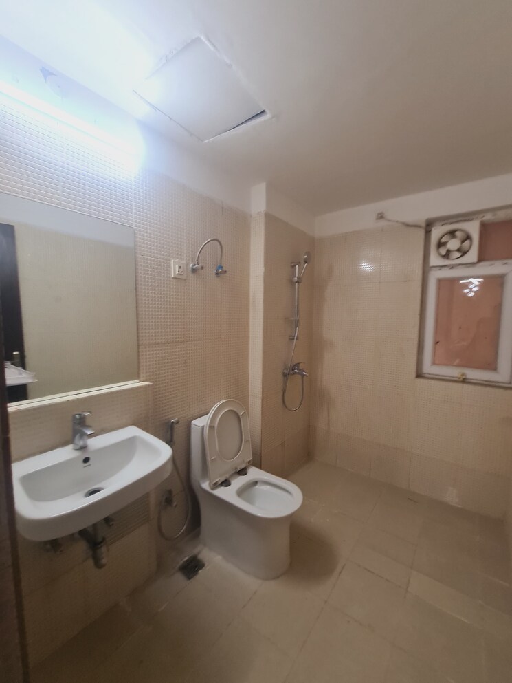 Bathroom, 3c-orris-greenopolis 3.5 Bedroom 1957 Sq.Ft. Apartment In Sector 89 Gurgaon 9652918
