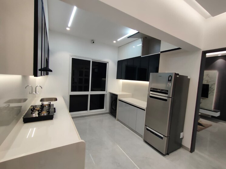 Team Area, db-soham-heights 1 Bedroom 411 Sq.Ft. Apartment In Kandivali West Mumbai 9652851