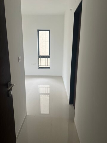 Furnished Amenities in 2 BHK Apartment at Shapoorji Pallonji Sensorium Prisma, Hinjewadi – for Rent