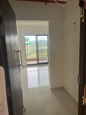 Room in 2 BHK Apartment at Shapoorji Pallonji Sensorium Prisma, Hinjewadi – for Rent