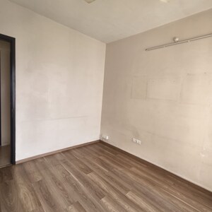 Room in 2 BHK Apartment at L&T Emerald Isle, Budhia Jadhav Wadi – for Rent