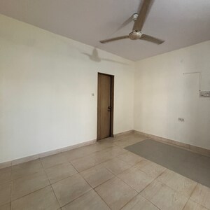 Room in 3 BHK Apartment at Cosmo CHS Panvel, Panvel Sector 7 – for Sale