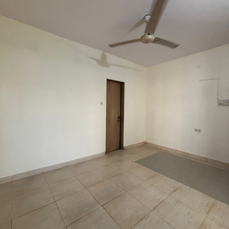 Room, cosmo-chs-panvel 3 Bedroom 1350 Sq.Ft. Apartment In Panvel Sector 7 Navi Mumbai 9653117