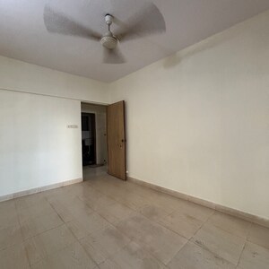 Room in 3 BHK Apartment at Cosmo CHS Panvel, Panvel Sector 7 – for Sale