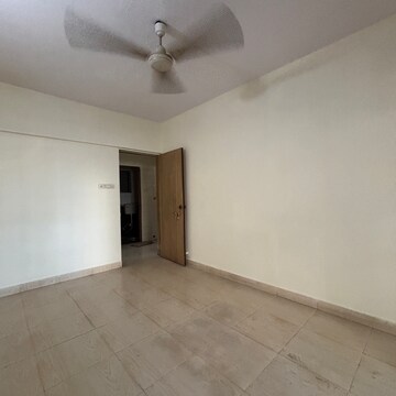 Room in 3 BHK Apartment at Cosmo CHS Panvel, Panvel Sector 7 – for Sale