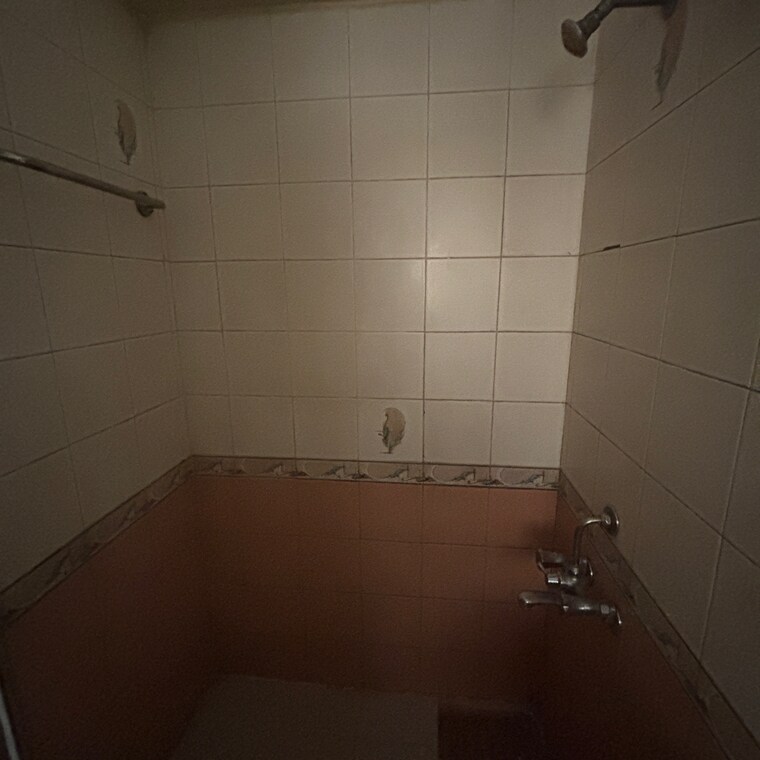 Bathroom, cosmo-chs-panvel 3 Bedroom 1350 Sq.Ft. Apartment In Panvel Sector 7 Navi Mumbai 9653117