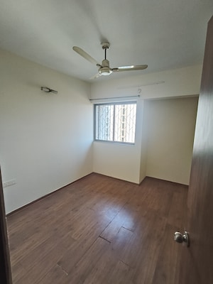 Room in 2 BHK Apartment at Lodha Lakeshore Greens, Dombivli East – for Rent