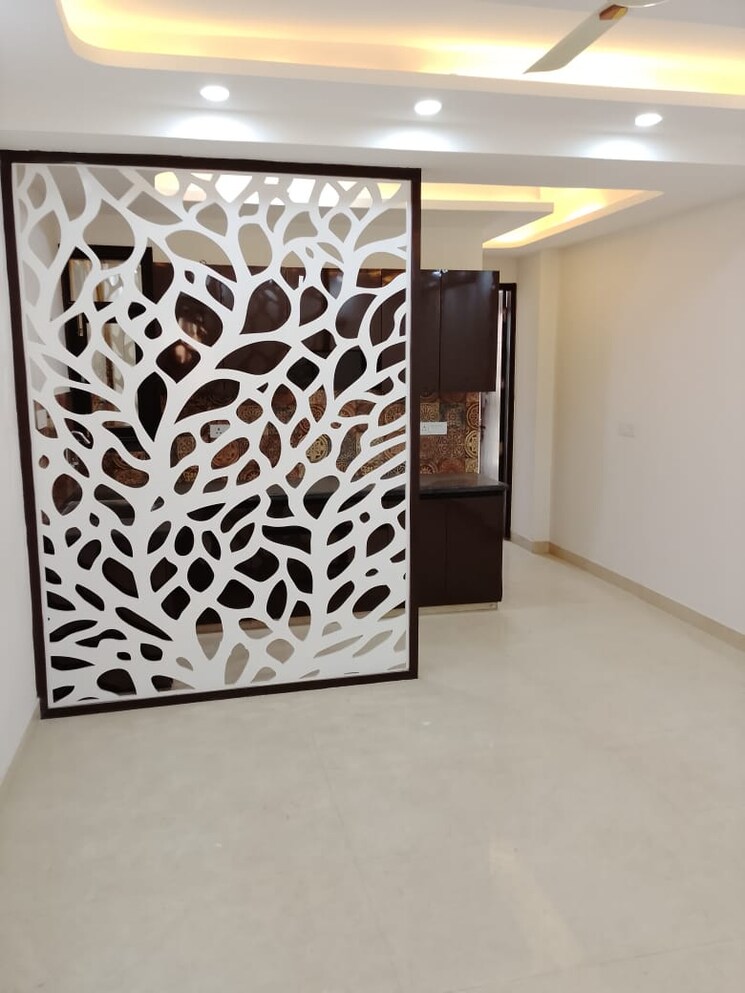 Room, risland-sky-mansion 2 Bedroom 805 Sq.Ft. Builder Floor In Chattarpur Delhi 9653120