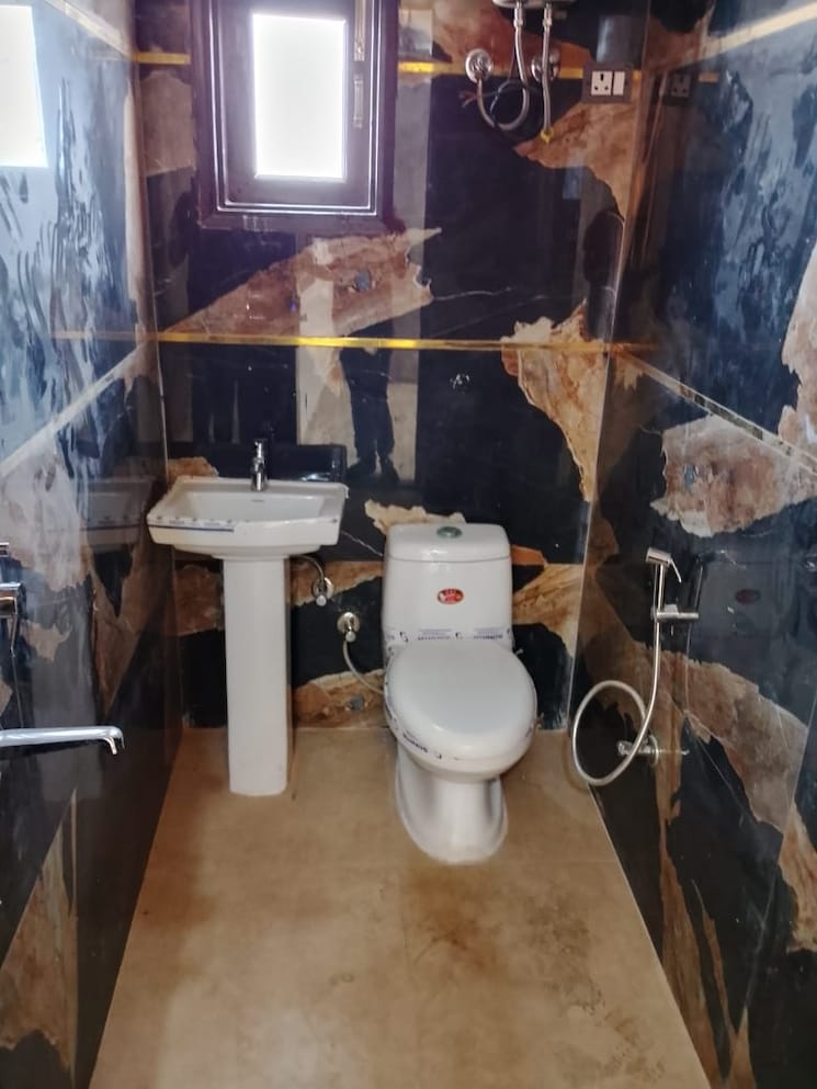 Team Area, risland-sky-mansion 2 Bedroom 805 Sq.Ft. Builder Floor In Chattarpur Delhi 9653120