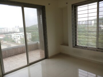 Room in 2 BHK Apartment at Bavdhan – for Rent