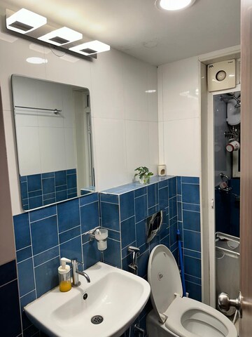 Master Bedroom in 1 BHK Apartment at Lodha Amara, Kolshet Road – for Rent