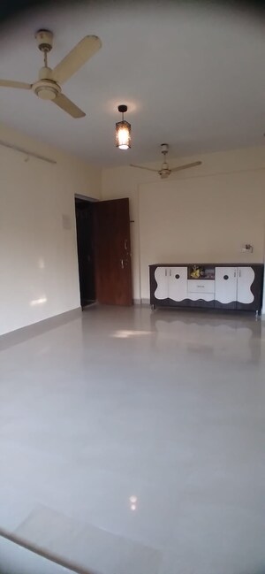 1.5 BHK Apartment For Rent in Gaurav Garden I, Kandivali West