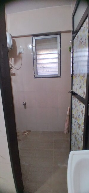 Bathroom in 1.5 BHK Apartment at Gaurav Garden I, Kandivali West – for Rent
