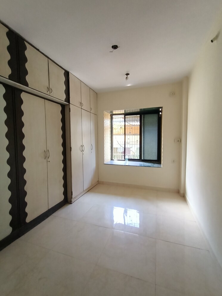 Room, dombivli west 1 Bedroom 560 Sq.Ft. Apartment In Dombivli West Thane 9653464