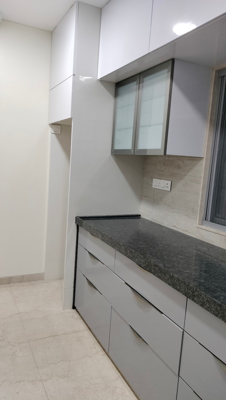 Kitchen, oberoi-realty-esquire 3 Bedroom 1367 Sq.Ft. Apartment In Goregaon East Mumbai 9653346