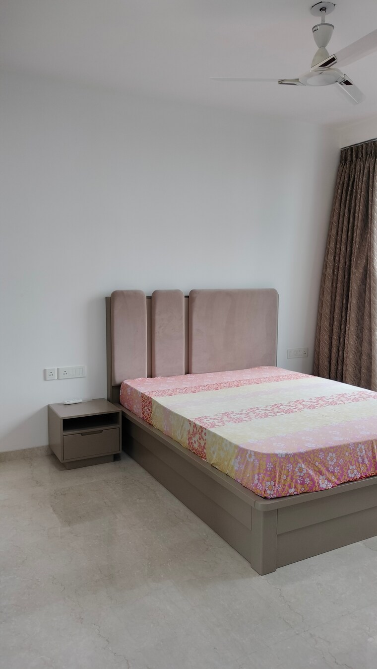 Bedroom, oberoi-realty-esquire 3 Bedroom 1367 Sq.Ft. Apartment In Goregaon East Mumbai 9653346