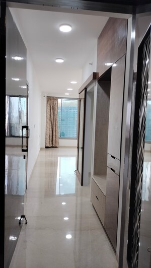  3 BHK Apartment at Oberoi Realty Esquire, Goregaon East – for Rent