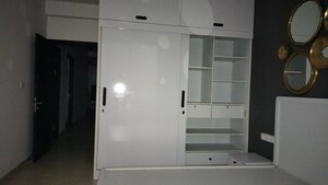 3 BHK Apartment For Rent in Oberoi Realty Esquire, Goregaon East