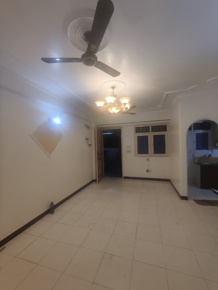 Living Room, gaurs-galaxy 2 Bedroom 1000 Sq.Ft. Apartment In Vaishali Sector 5 Ghaziabad 9653544