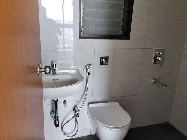 Bathroom, godrej-nest-kandivali 1 Bedroom 428 Sq.Ft. Apartment In Kandivali East Mumbai 9653552