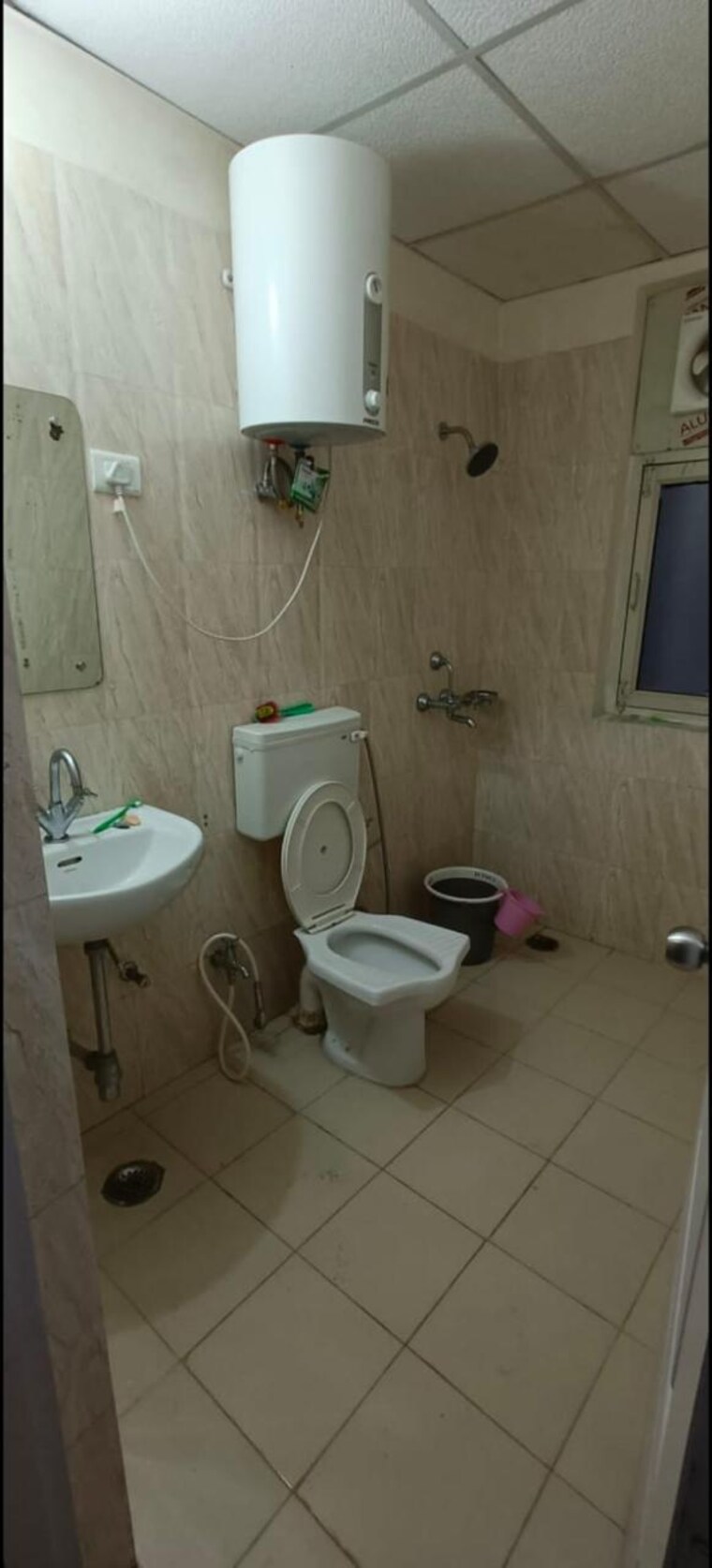 Bathroom, gomti nagar Pg For Boys & Girls In Gomti Nagar 9653564