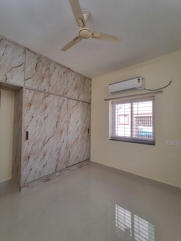 Bedroom in 3 BHK Apartment at Kondapur – for Rent