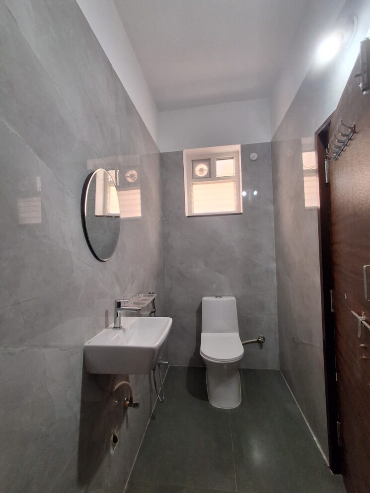 Bathroom, kondapur 3 Bedroom 1700 Sq.Ft. Apartment In Kondapur Hyderabad 9653629