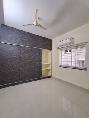 Bedroom in 3 BHK Apartment at Kondapur – for Rent