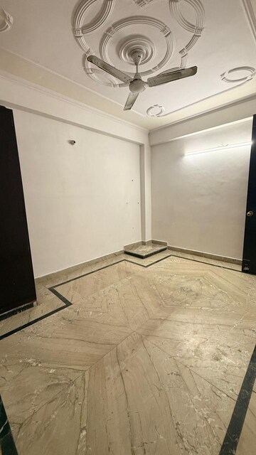 Room in 1 BHK Apartment at Sector 23 Dwarka – for Sale