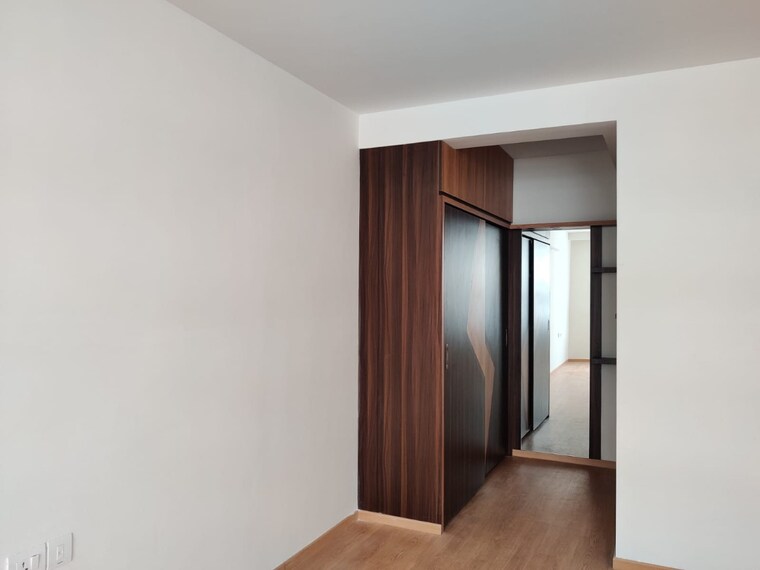 Room, mantri-lithos 3 Bedroom 1740 Sq.Ft. Apartment In Thanisandra Bangalore 9653632