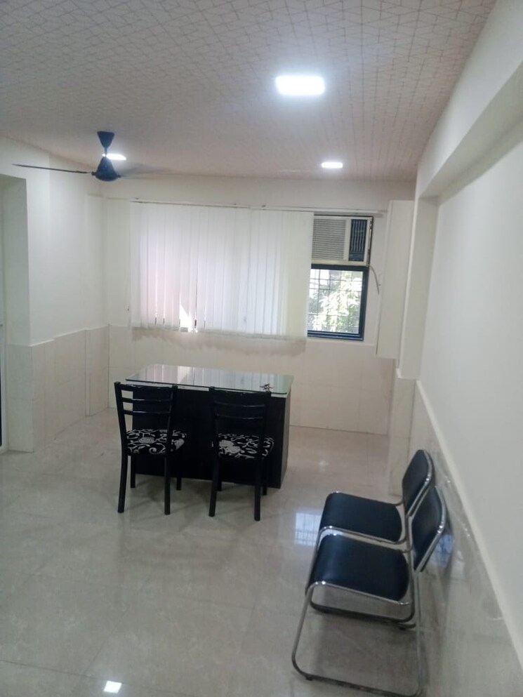 Team Area, khokhani-bhavan Commercial Office Space 200 Sq.Ft. In Vasai West Palghar 9653657