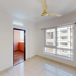 Room in 2 BHK Apartment at Sumadhura Lake Breeze, Siddapura – for Sale