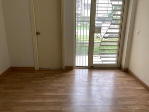 Room in 3 BHK Apartment at Omaxe City - Omaxe Heights, Sector 97 – for Rent