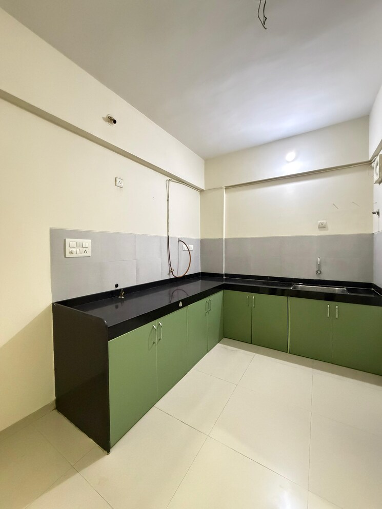 Kitchen, pristine-prolife-1 3 Bedroom 1500 Sq.Ft. Apartment In Wakad Pune 9653694