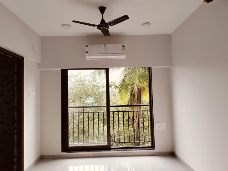 Room, roha-vatika 1 RK 279 Sq.Ft. Apartment In Kurla East Mumbai 9653686