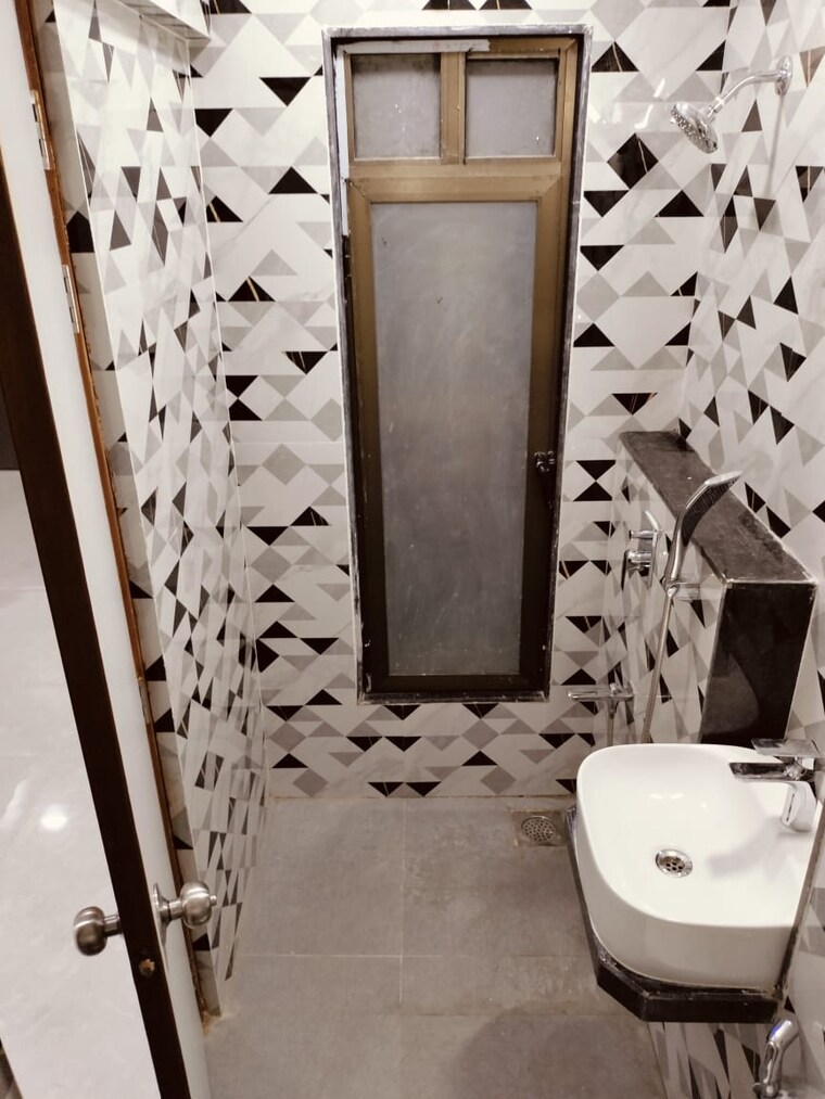 Team Area, roha-vatika 1 RK 279 Sq.Ft. Apartment In Kurla East Mumbai 9653686