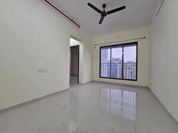 2 BHK Apartment For Rent in Gulmohar CHS Goregaon, Goregaon West