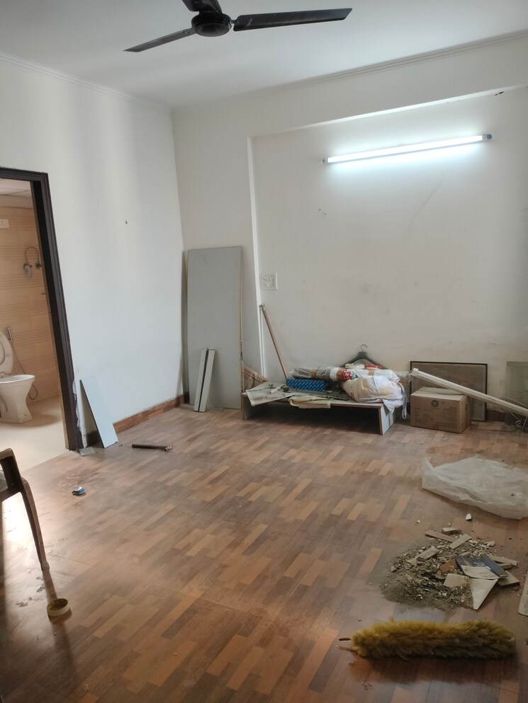 Gym, gardenia-gateway 3 Bedroom 1700 Sq.Ft. Apartment In Sector 75 Noida 9653712