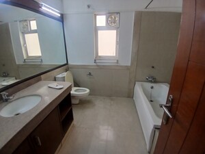 Bathroom in 4 BHK Apartment at DLF The Royalton Tower, Dlf Phase V – for Rent
