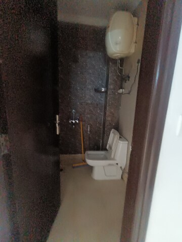 Bathroom in 3 BHK Builder Floor at Ansal Plaza Sector-23, Sector 23 – for Rent