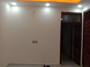 Room in 2 BHK Builder Floor at Dwarka Mor – for Sale