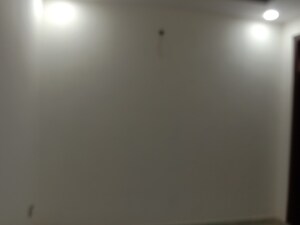 Room in 2 BHK Builder Floor at Dwarka Mor – for Sale