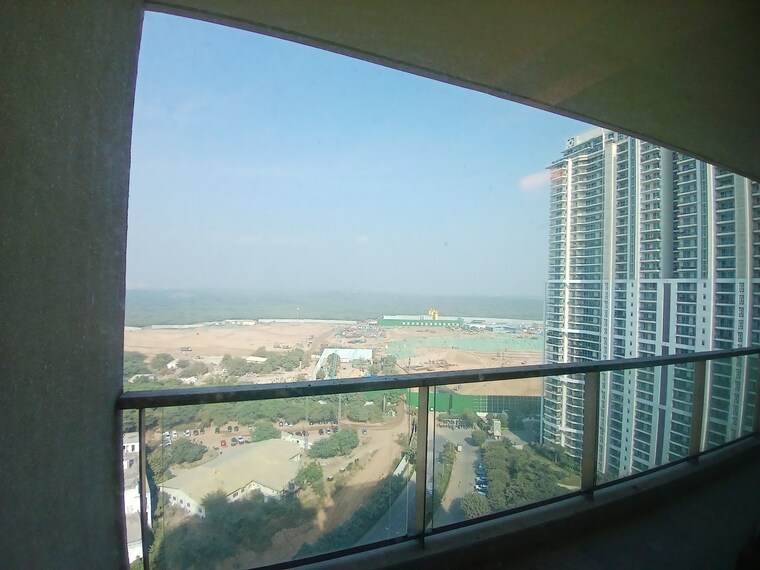 Swimming Pool, dlf-the-crest 3 Bedroom 2662 Sq.Ft. Apartment In Sector 54 Gurgaon 9653740