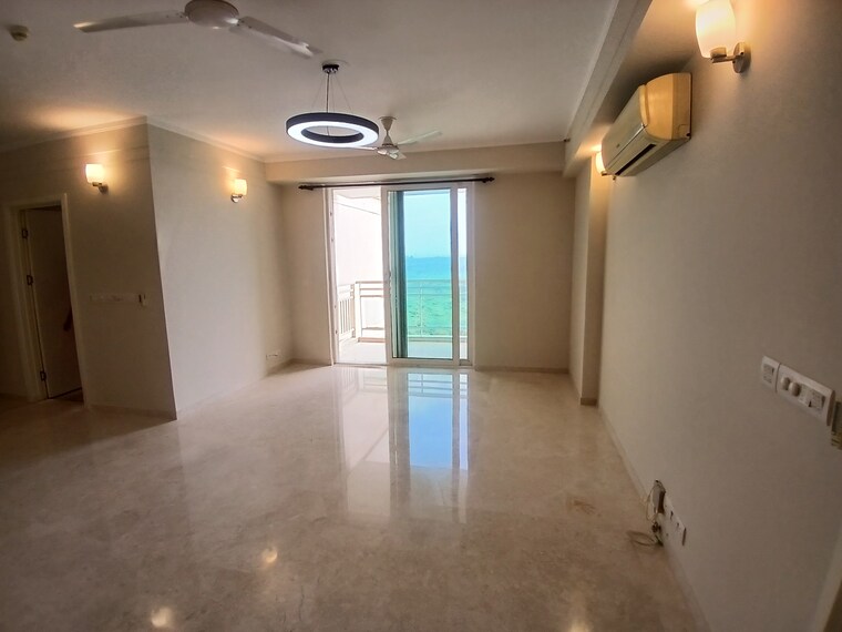 Room, dlf-park-place 3 Bedroom 1989 Sq.Ft. Apartment In Sector 54 Gurgaon 9653750